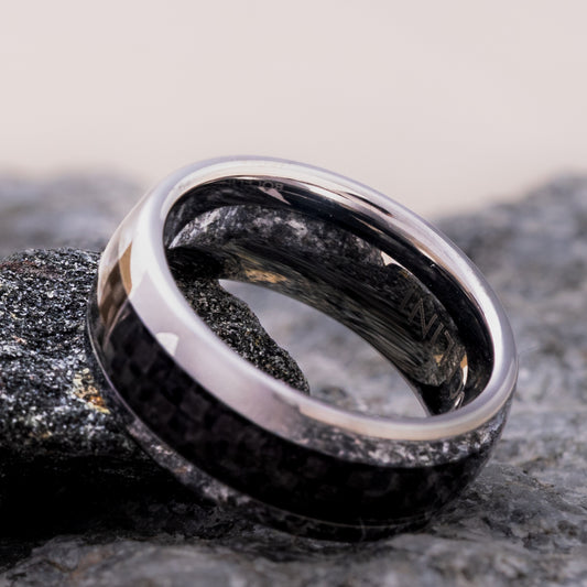 ANILLO TUNGSTENO Y FIBRA. UMBRA