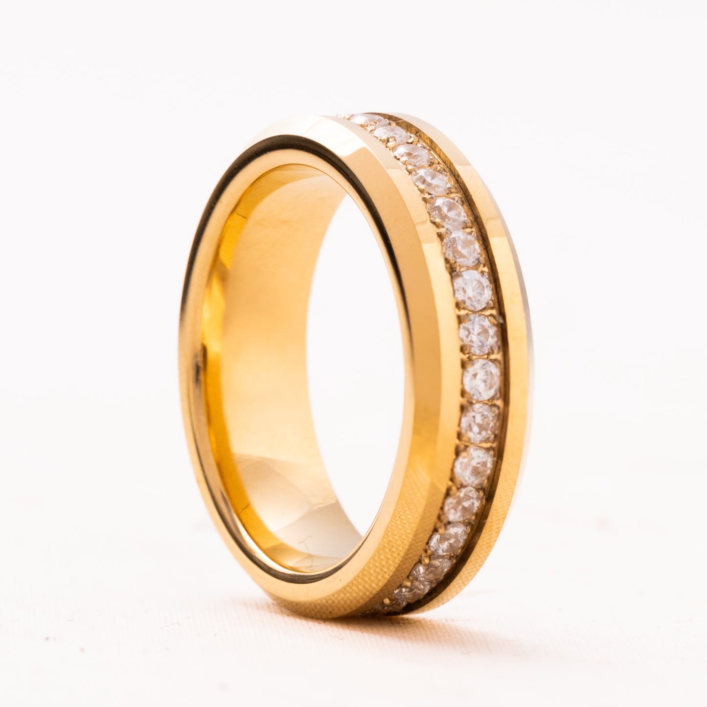 ANILLO TUNGSTENO GOLD Y BRILLANTES. AURUM