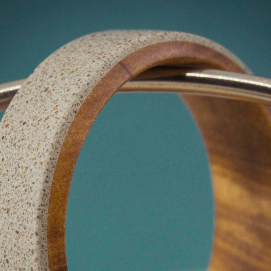 ANILLO CONCRETO GRIS Y MADERA BISELADO