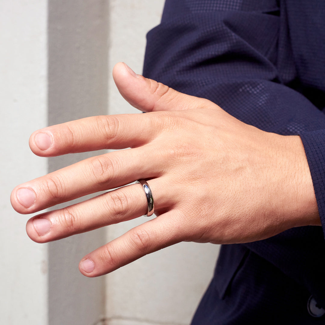 ANILLO DE TITANIO CEPILLADO. GREY LINE