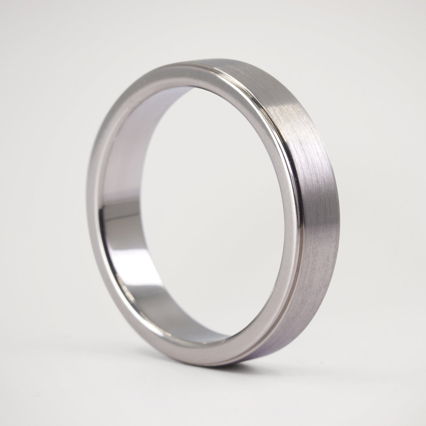 ANILLO TITANIO CEPILLADO