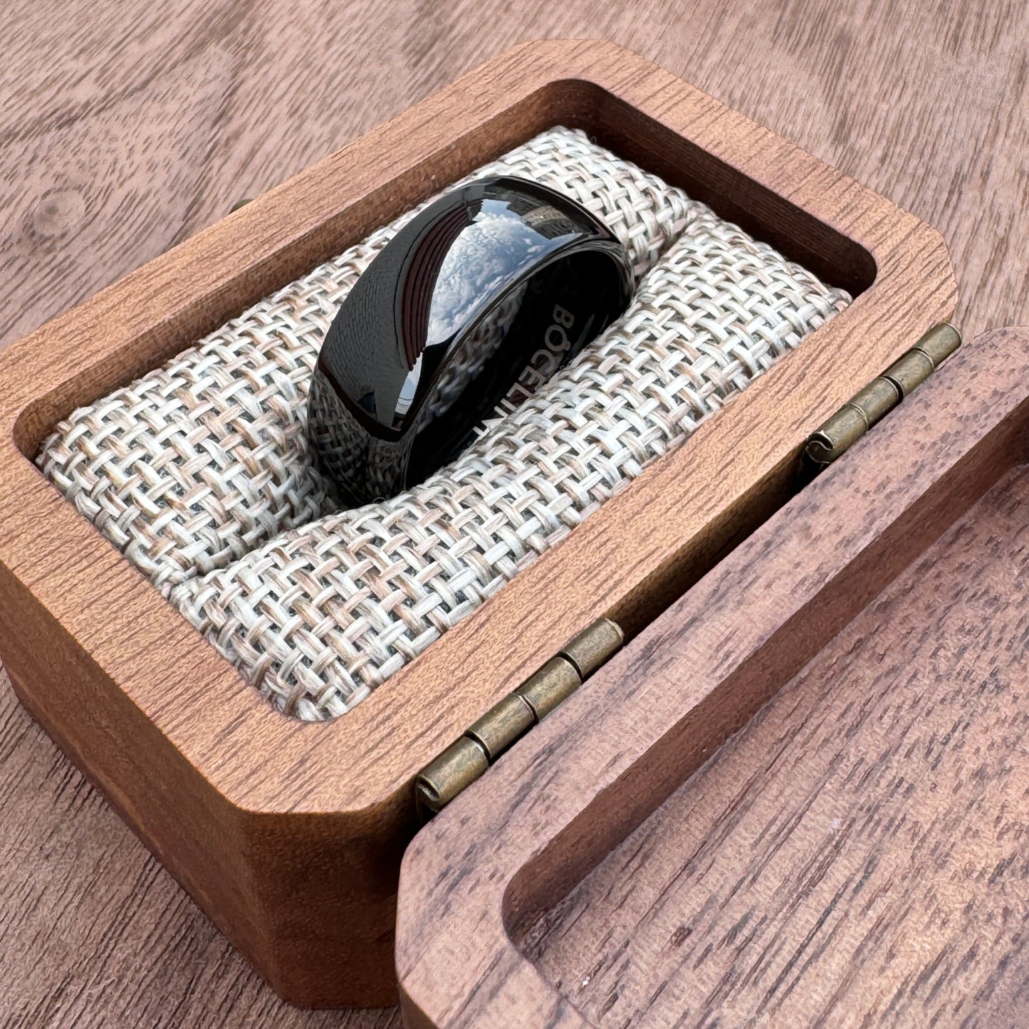 ANILLO TUNGSTENO. BLACK POWER