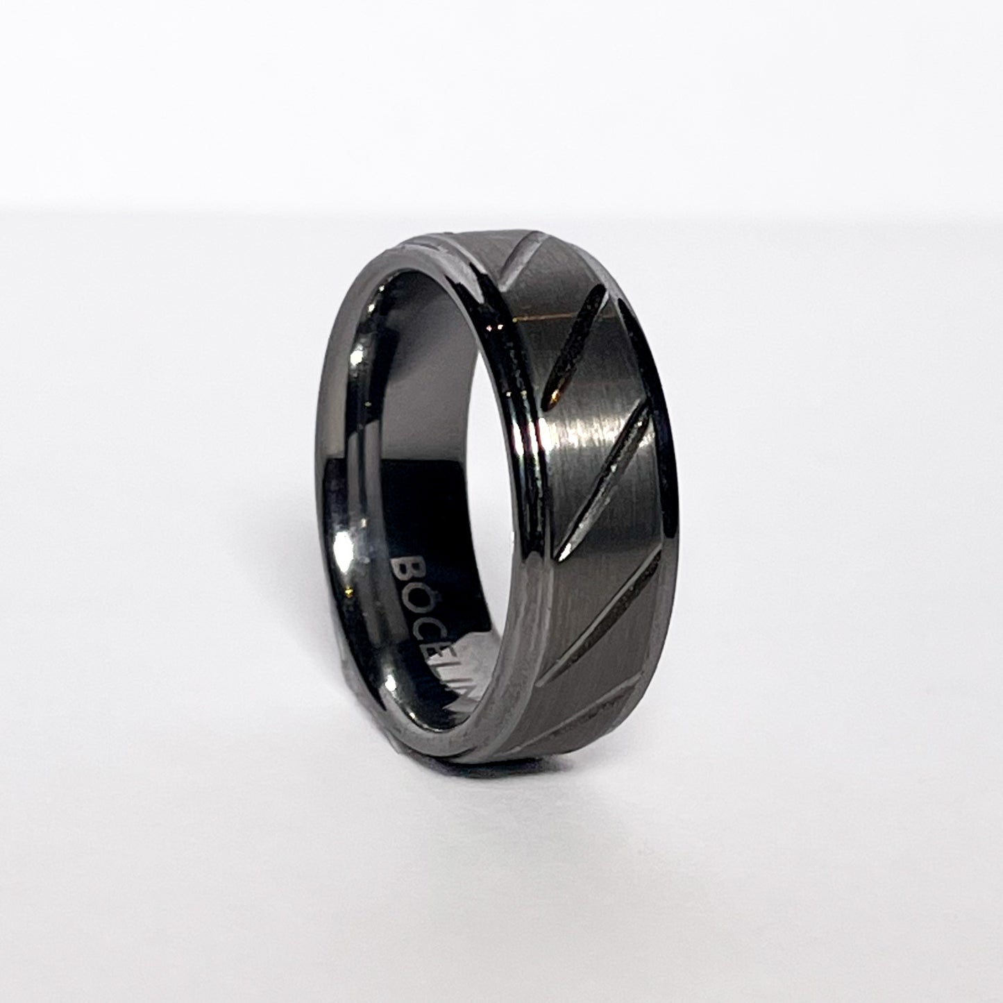 ANILLO TUNGSTENO PULIDO. FORTE